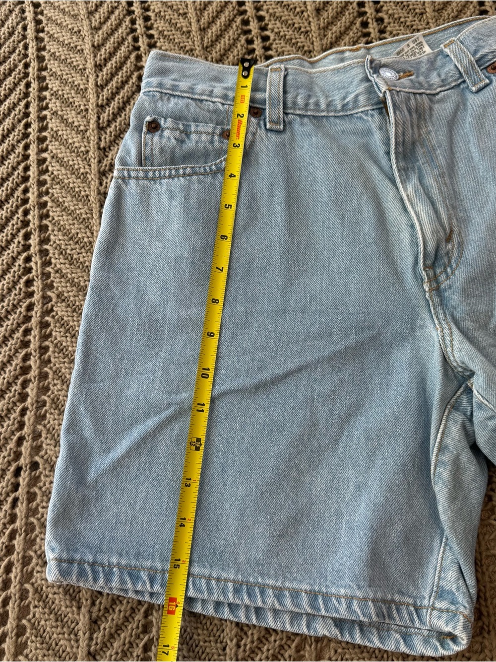 Levis 550 Relaxed Fit Denim Shorts Womens Size 8 Light Wash High Rise Mom Jean - Picture 8 of 10